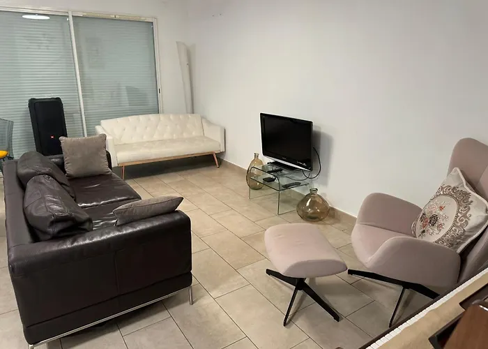 Willa 4 Bedroom Prévessin